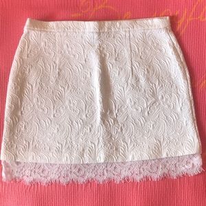TOPSHOP skirt with embroidery at the bottom